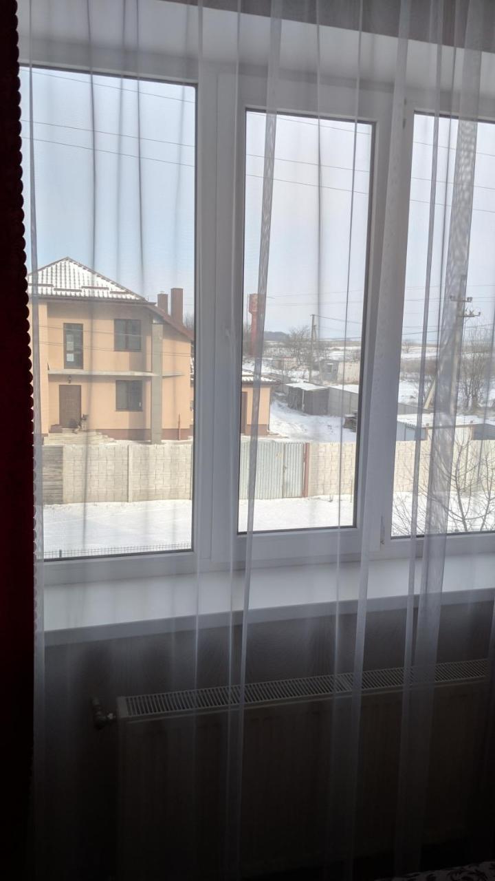 ホテルKaravan Bila Krynytsya  エクステリア 写真