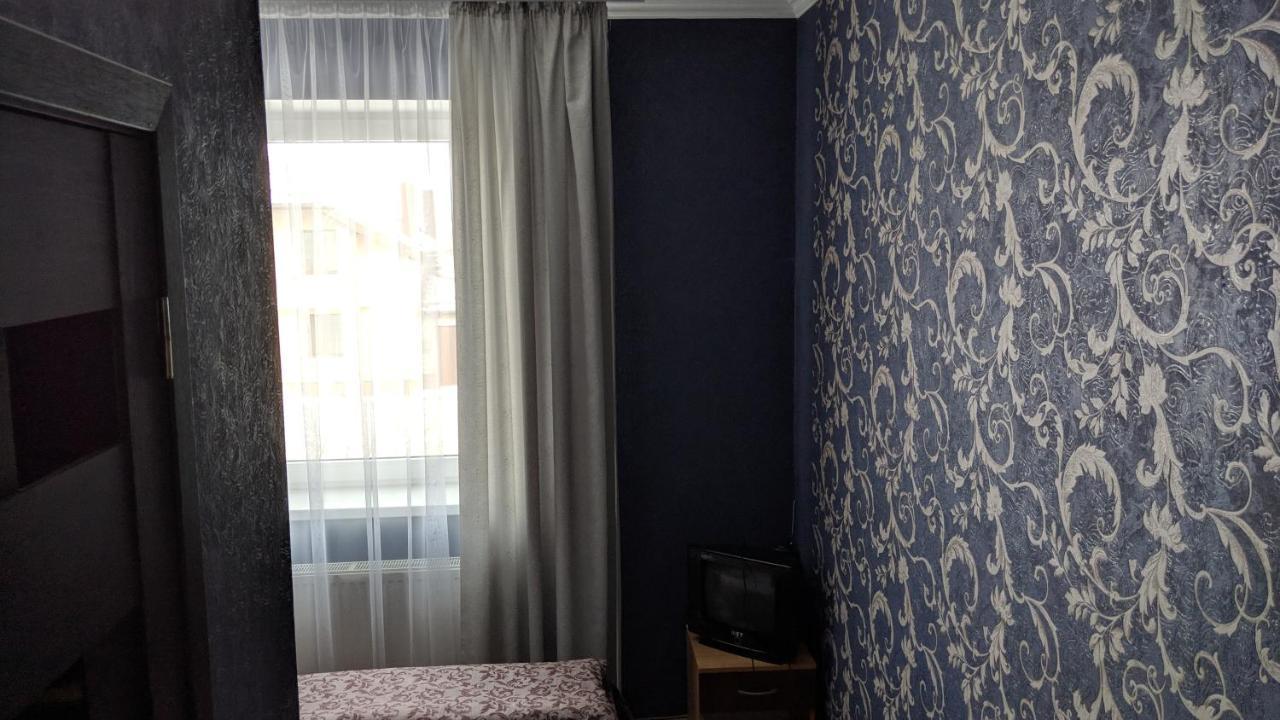ホテルKaravan Bila Krynytsya  エクステリア 写真